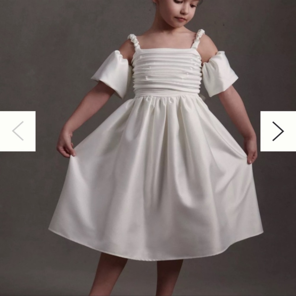 RARE discontinued Delfi Collection for Anthropology flower girl dress!